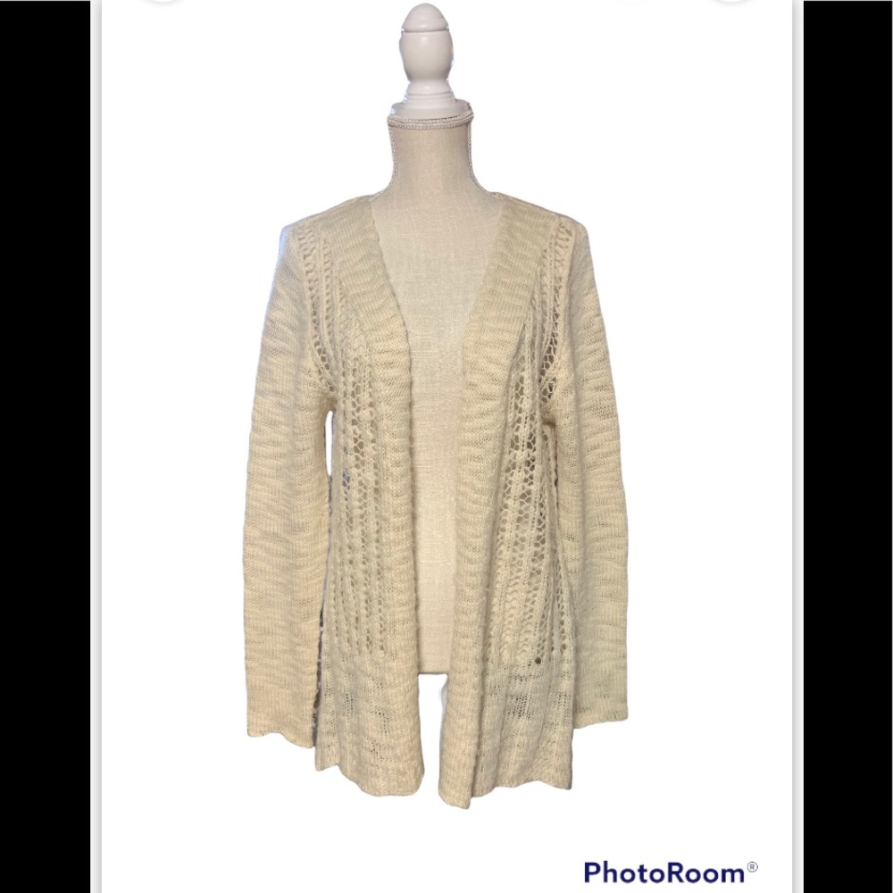 Anthropologie Aventura sweater
